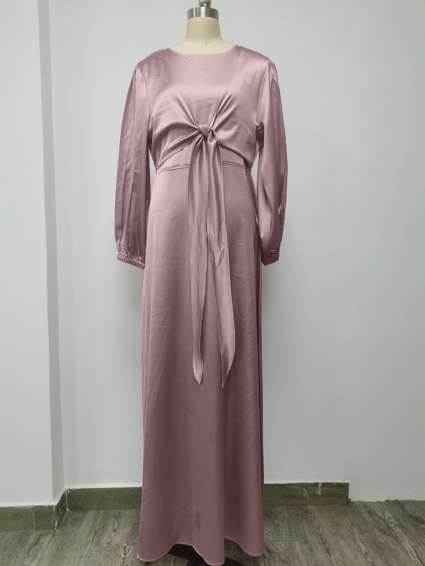 Caftan & Abaya Élégants – Robes Satinées pour Femme