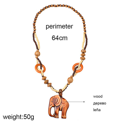 Collier Long en Bois avec Pendentif Éléphant